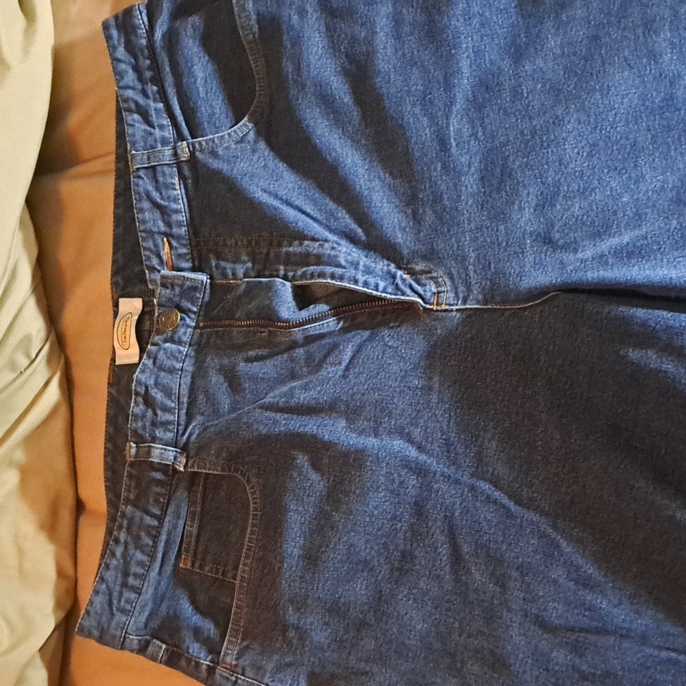 Talbot brand blue jeans with a tapered leg, size 16